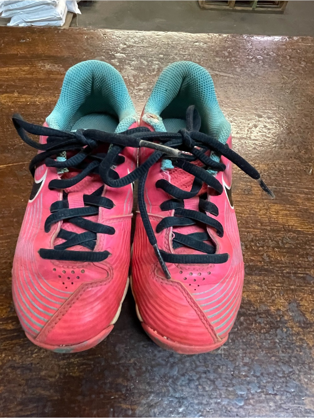 Nike Girls Softball Cleats Size 12